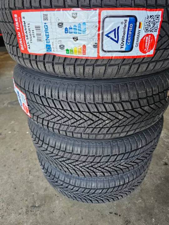 Hyundai ix20 Original Stahlfelgen Sensoren Neu 195/65R15 91H Berlin Tires Allseason 2 Ganzjahresreifen