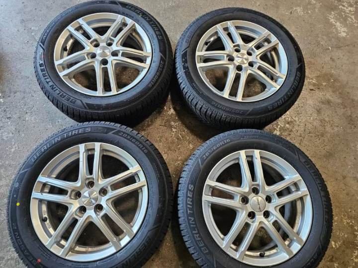 Seat Arona, Skoda Kamiq, VW T-Cross Original 16zoll Zubehör Alufelgen, 205/60R16 96V XL Berlin Tires Allseason 2 Ganzjahresreifen