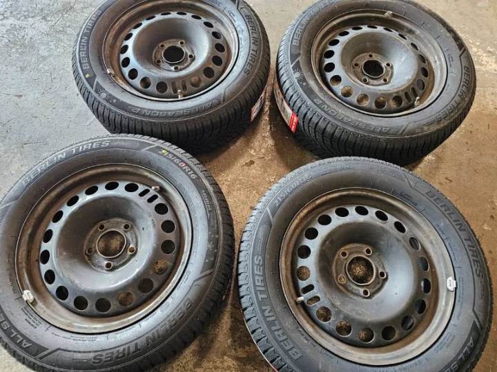 Opel Zafira Tourer C Original Stahlfelgen Sensoren Neu 215/60R16 99V XL Berlin Tires Allseason 2 Ganzjahresreifen