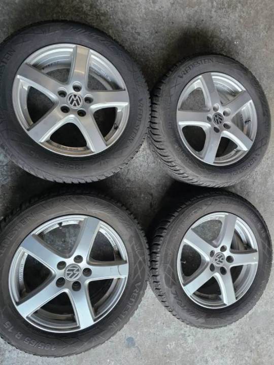 VW POLO 15zoll Alufelgen / Stahlfelgen, 185/65R15 Winterreifen / Ganzjahresreifen NEU