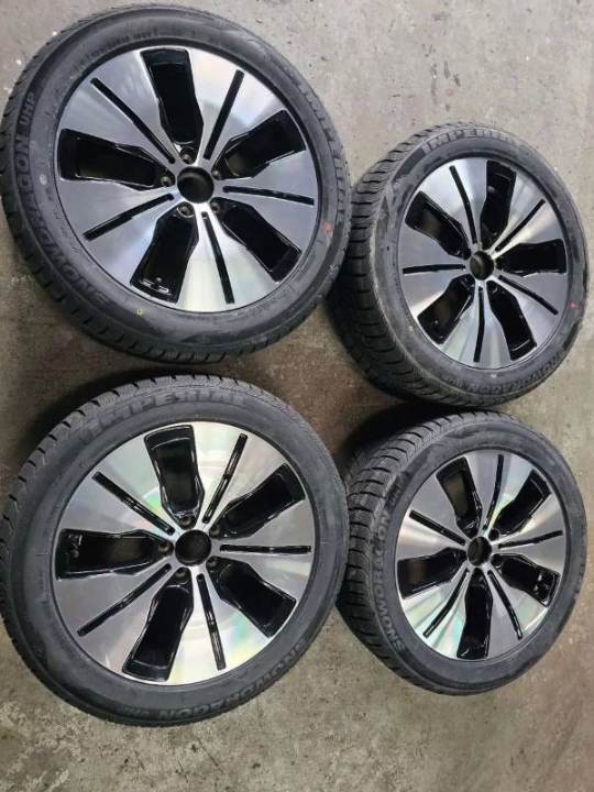 VW Tiguan Audi Q3 Coupe Seat Tarraco Skoda Kodiaq NEU 19zoll Alufelgen 235/50R19 103V XL Imperial Snowdragon UHP Winterreifen