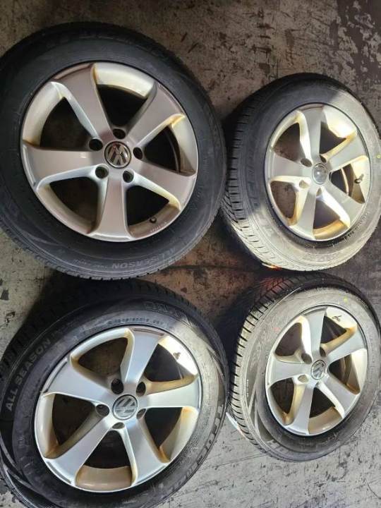 VW Sharan 7N Seat Alhambra 7N Original 16zoll Alufelgen 205/60R16 96V XL Tracmax Ganzjahresreifen