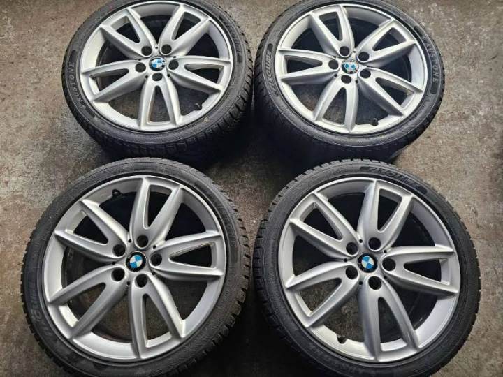 BMW 1er F40 Original 18zoll Alufelgen, NEUE 225/40R18 Ganzjahresreifen