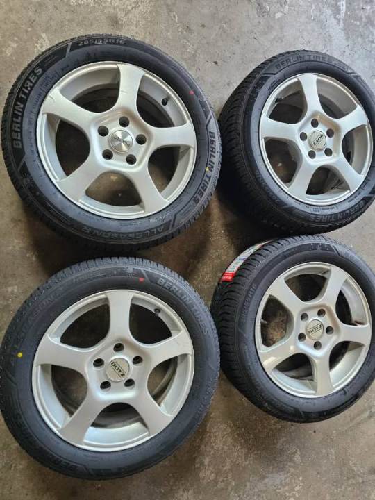 VW Passat 3C, Audi A4 B7, Seat Axeo, Skoda Superb B5 B6 Alufelgen, NEUE 205/55R16 TOP Ganzjahresreifen
